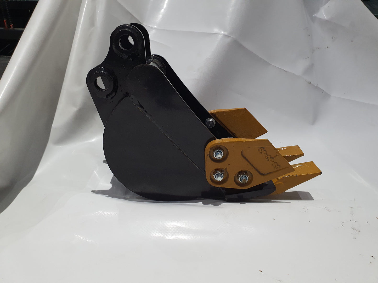 10" Bucket with teeth Digger Attachmentfor Excavators |AGT-12EX-WD10