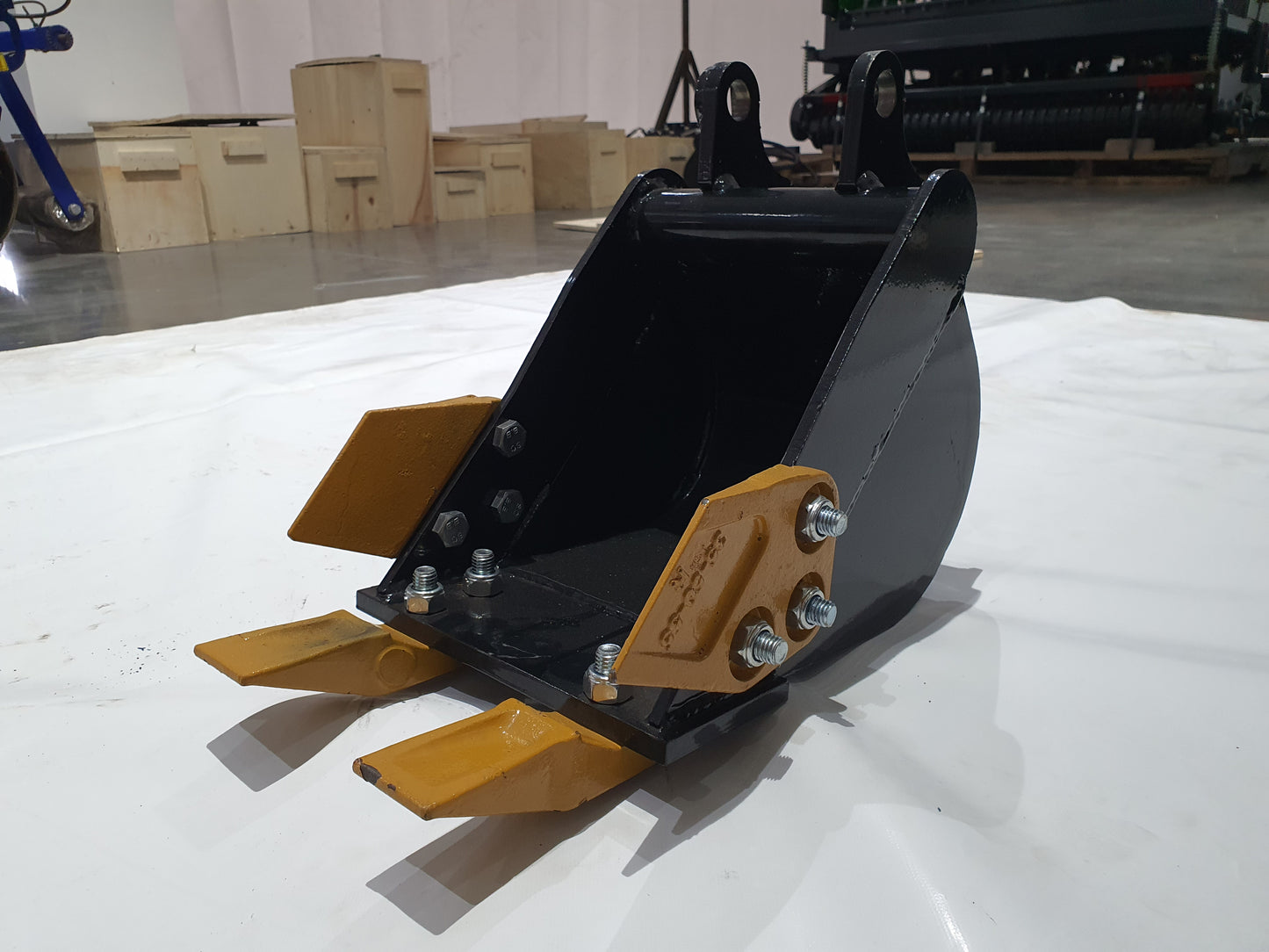 12in Tooth Bucket with Teeth For H12/QH12 Mini Excavator Digger Attachment| AGT-12EX-WD12