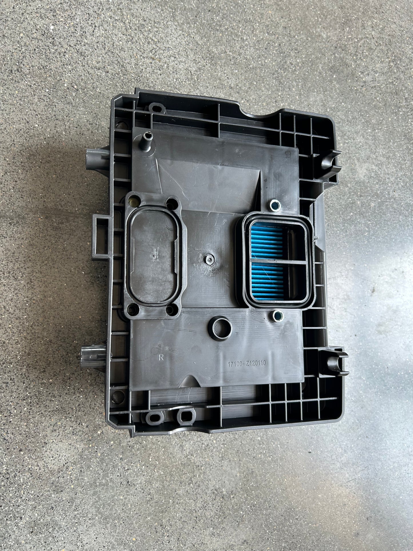 R740D Air Filter | 17100-Z120110-00A0