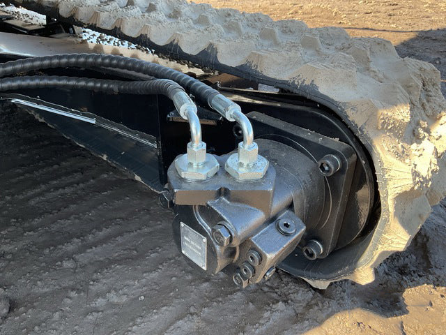 2.8 Ton Kubota Diesel Engine Minexcavator W/ Enclosed Cab QK30K