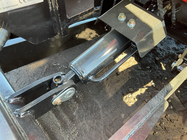 2.8 Ton Kubota Diesel Engine Minexcavator W/ Enclosed Cab QK30K