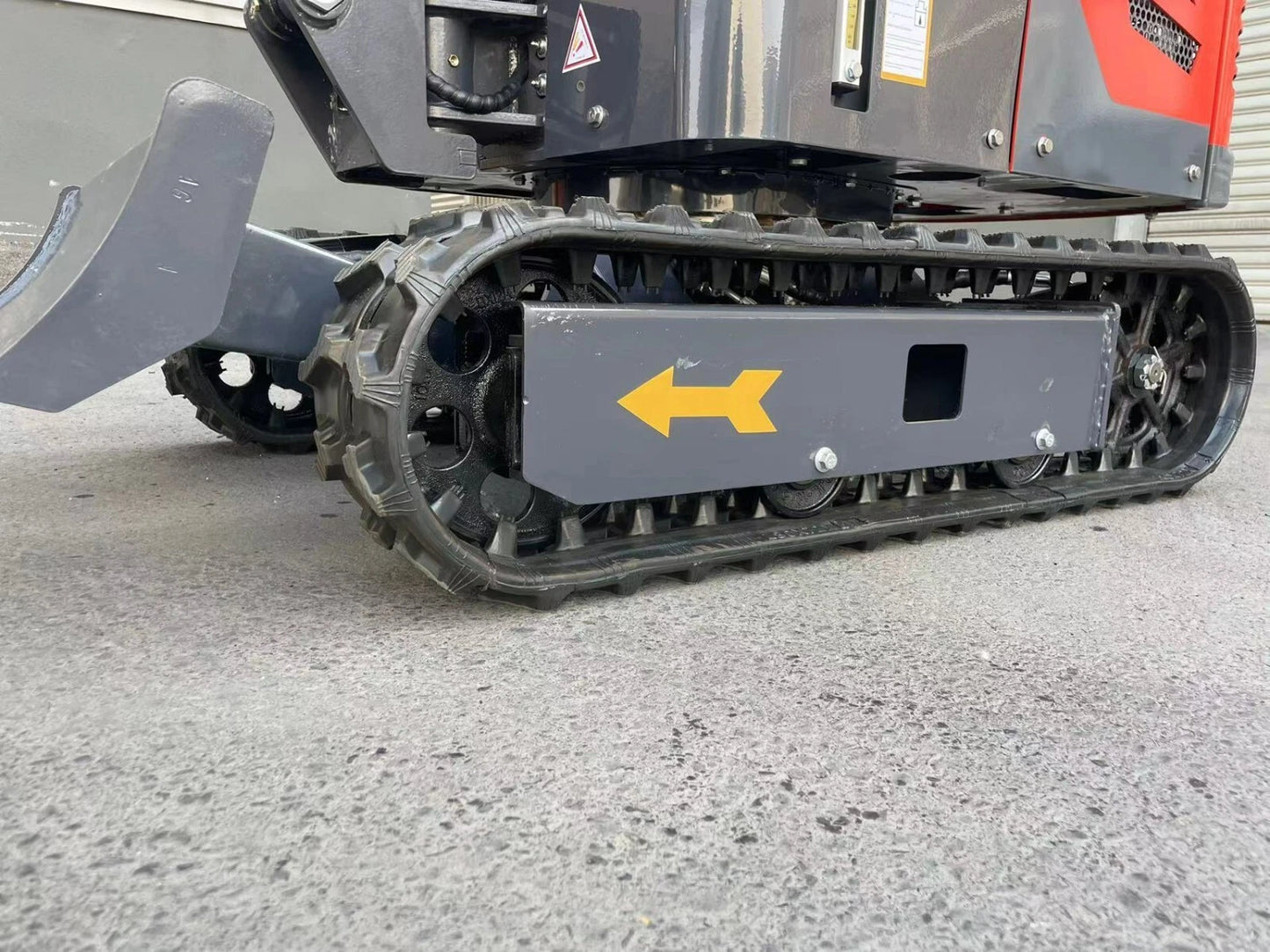 1 Ton, Upgraded Mini Excavator W/Pilot control & Swing Boom & Hydraulic Thumb  | AGT-DM12X-PLUS