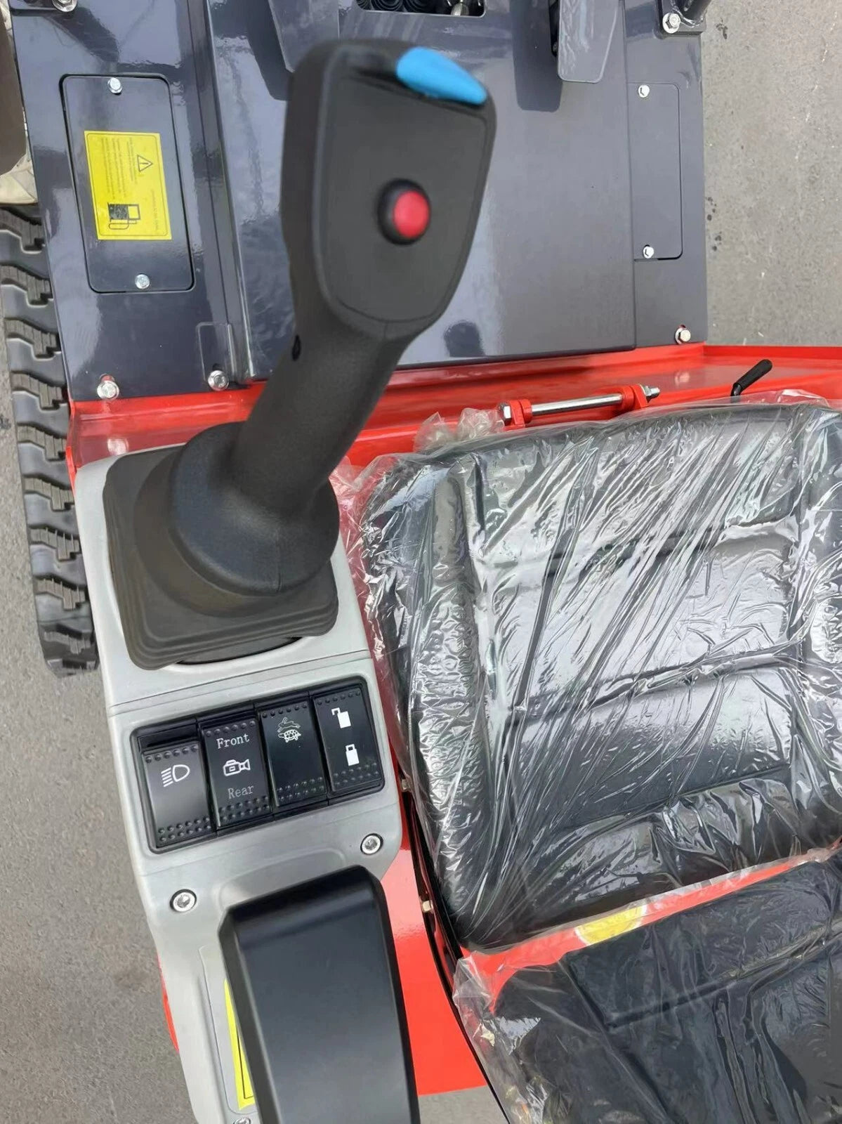 1 Ton, Upgraded Mini Excavator W/Pilot control & Swing Boom & Hydraulic Thumb  | AGT-DM12X-PLUS