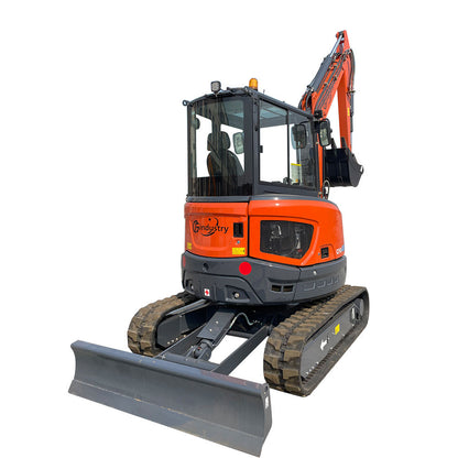 4-Ton Mini Excavator with Kubota Engine With Hydraulic Thumb  | CFG-40UF
