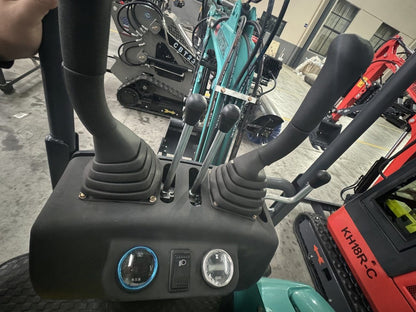 1 Ton Mini Excavator with Hydraulic Thumb Gasoline RATO Engine KH16R