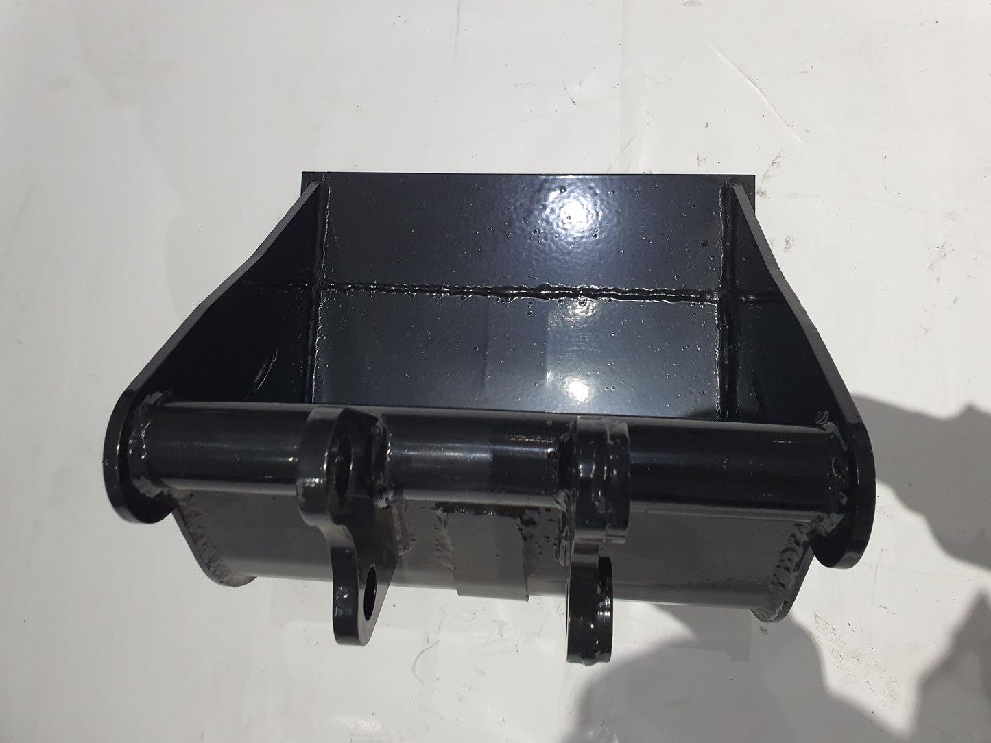 AGT 15in Mini Excavator Toothless Bucket without Teeth Buckets Black | 12EX-WD15B