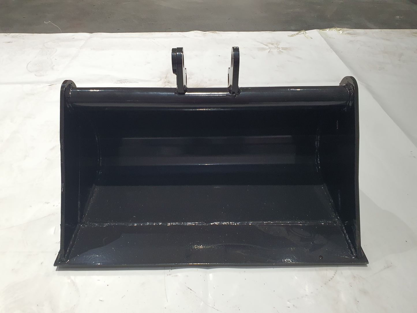 AGT 500mm 20"Excavator Bucket without teeth for mini excavator 12EX-WD20B