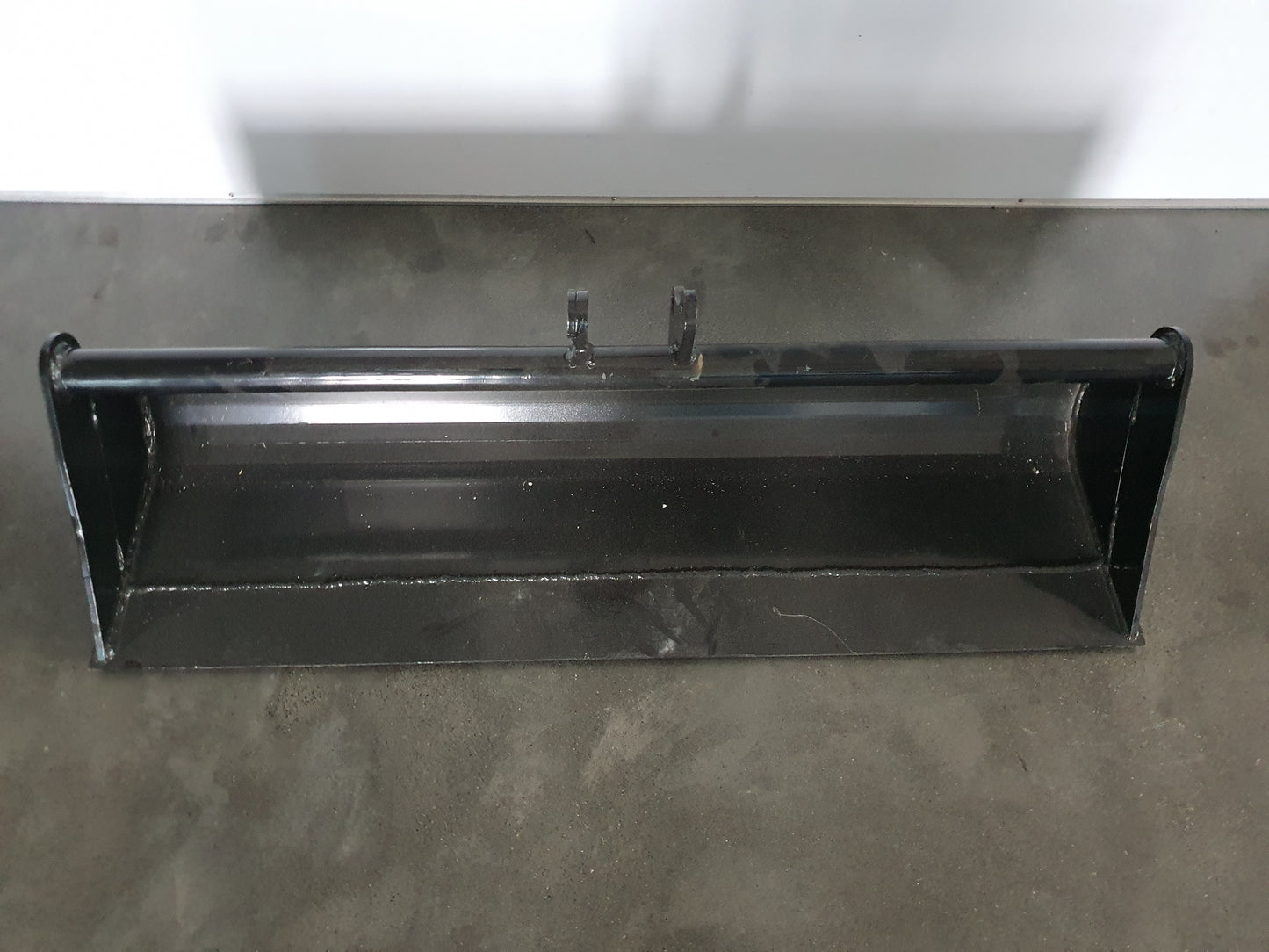 47" Toothless Bucket forlTon Mini Excavator without teeth | AGT-12EX-WD47B