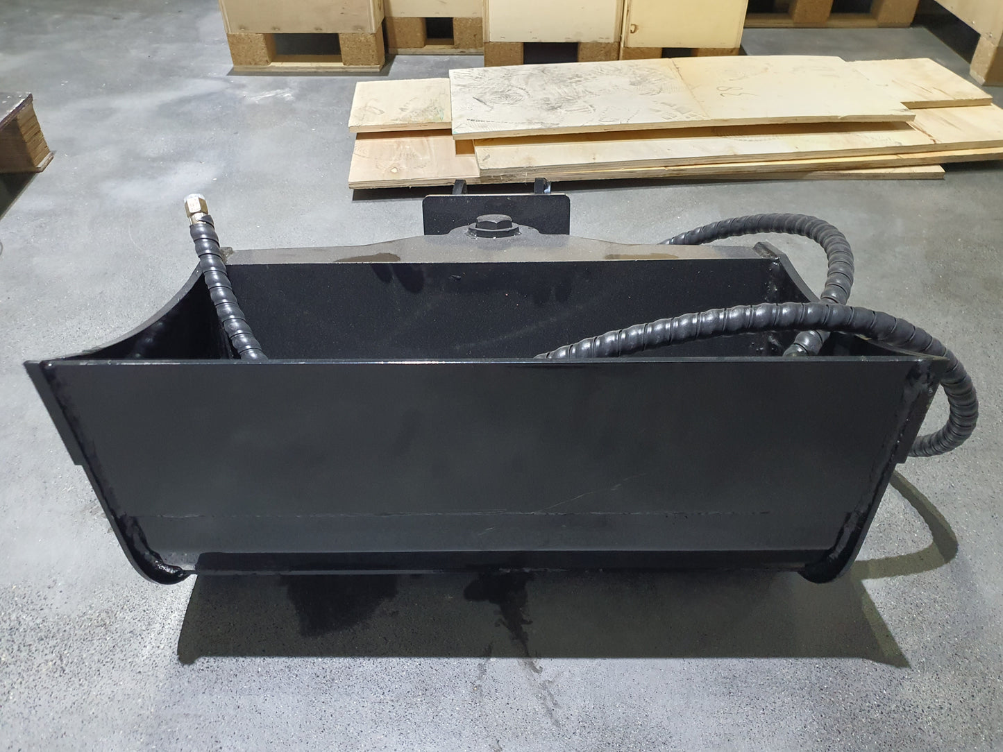 Tilt Bucket 24" 32“ and 40”  for AGT Mini Excavators 12EX-QXD