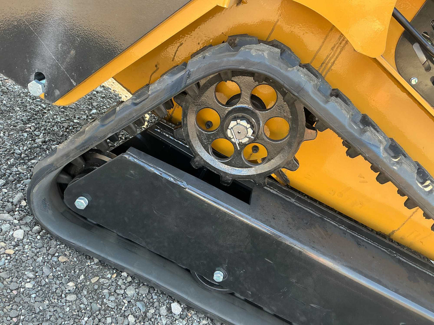 Mini Skid Steer Loader Crawler Diesel Kubota Engine | CFG KKT27