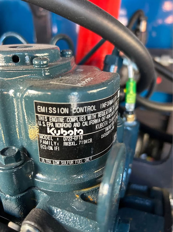 1.3Ton 13.7HP Mini Excavator Digger Diesel Kubota EPA Engine Crawler DM20