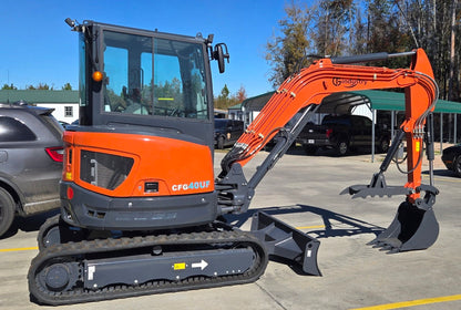 4 Ton Mini Excavator with Kubota Diesel Engine, Cabin/Canopy, Hydraulic Thumb | CFG-40UF