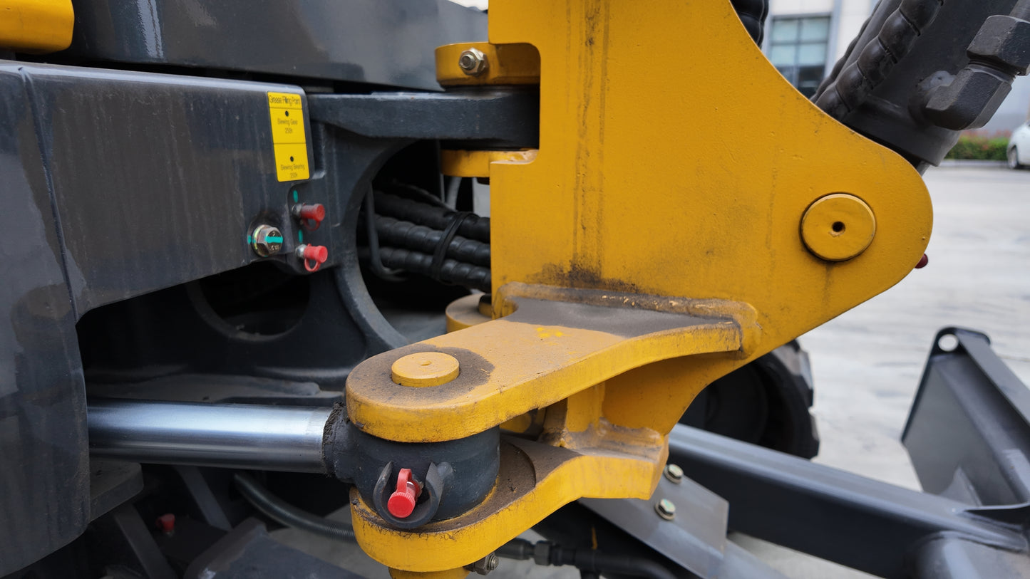 2.8 Ton Yanmar Diesel Engine Miniexcavator W/ Hydraulic Thumb CFG-STE35SR