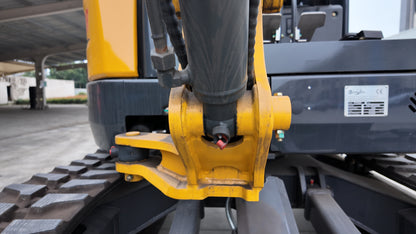 2.8 Ton Yanmar Diesel Engine Miniexcavator W/ Hydraulic Thumb CFG-STE35SR