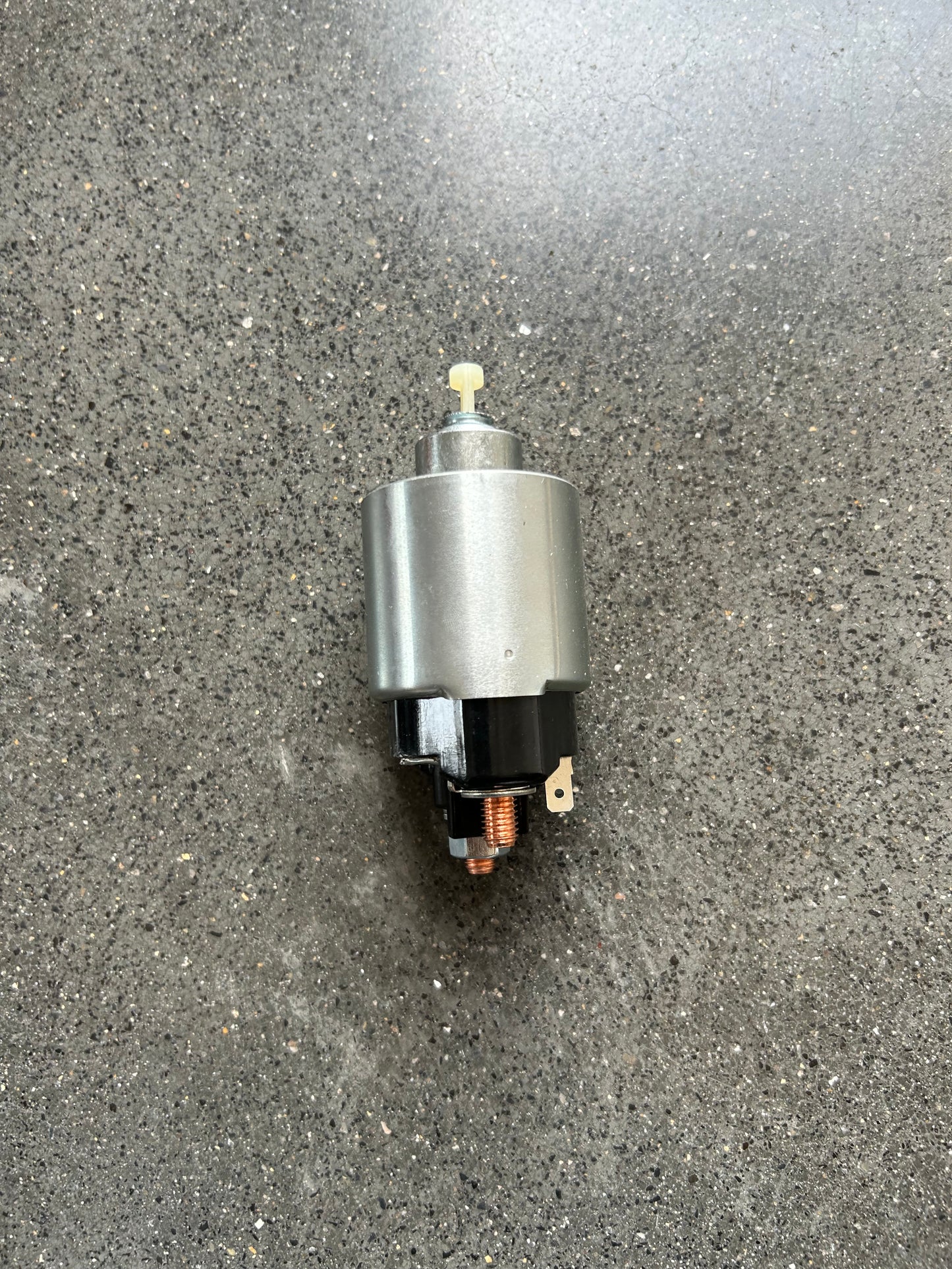 R740D Starter Solenoid 30307-Z130110-0000