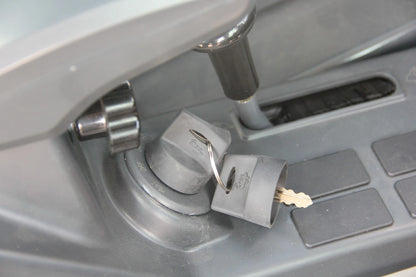 2.8 Ton Yanmar Diesel Engine Miniexcavator W/ Hydraulic Thumb CFG-STE35SR