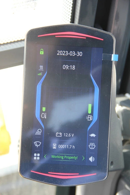 2.8 Ton Yanmar Diesel Engine Miniexcavator W/ Hydraulic Thumb CFG-STE35SR